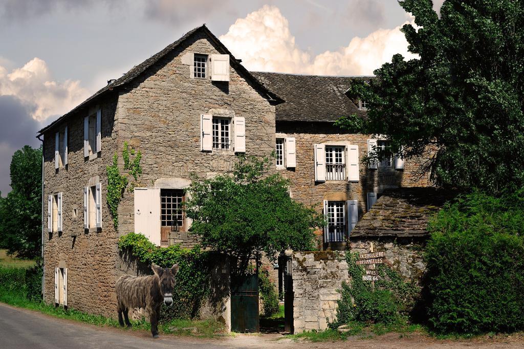 Maison D'Hotes La Singuliere Sévérac-le-Château Eksteriør bilde